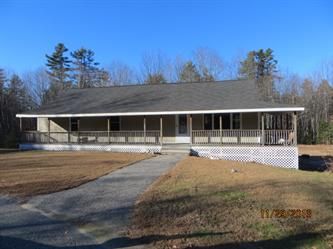 87 Diamond Lane, Hollis Center, ME 04042