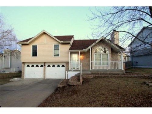 10319 Central Street, Kansas City, MO 64155