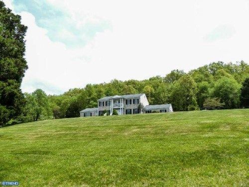 4770 LEHNENBERG RD, Kintnersville, PA 18930