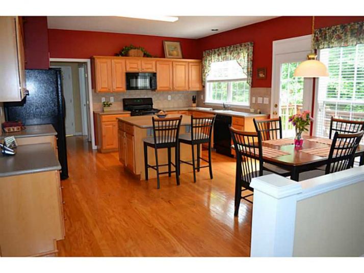 1560 Alvecote Court, Cumming, GA 30041