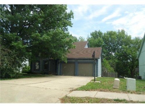 7839 Cody St, Overland Park, KS 66214