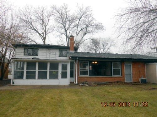 201 Wilke Road South, Arlington Heights, IL 60005