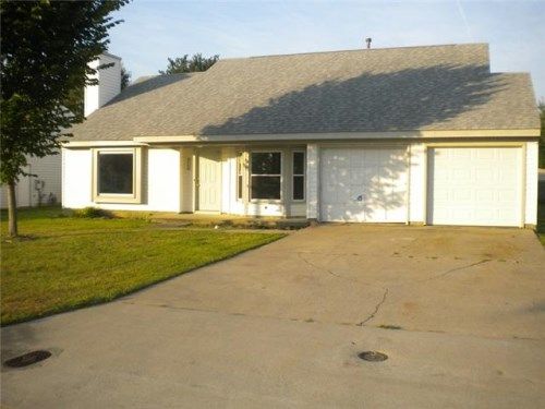 1945 Falling Sun Cir, Virginia Beach, VA 23454