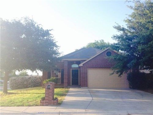 5202 Foothills Dr, Laredo, TX 78043