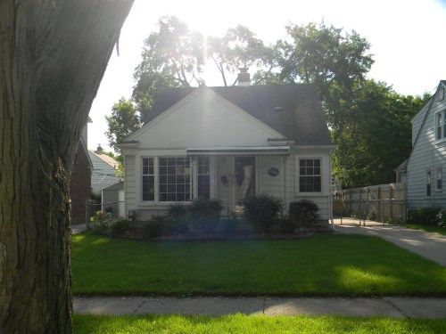 2356 Mortenson Blvd, Berkley, MI 48072