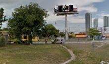 1421 NW 2 AV Miami, FL 33136