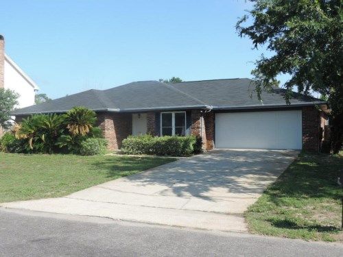 116 Long Pointe Drive, Mary Esther, FL 32569