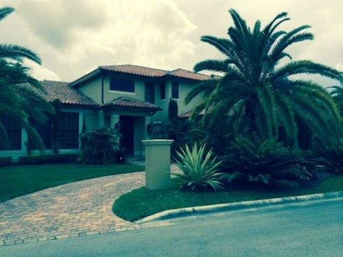 9439 NW 54 DORAL CR, Miami, FL 33178