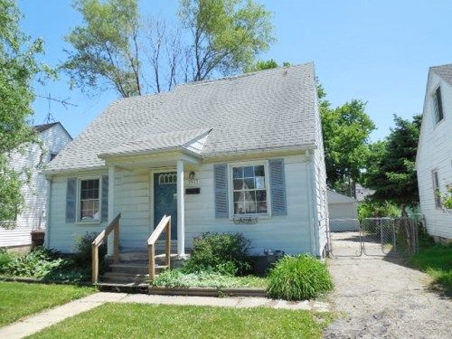 3975 Mildred St, Wayne, MI 48184