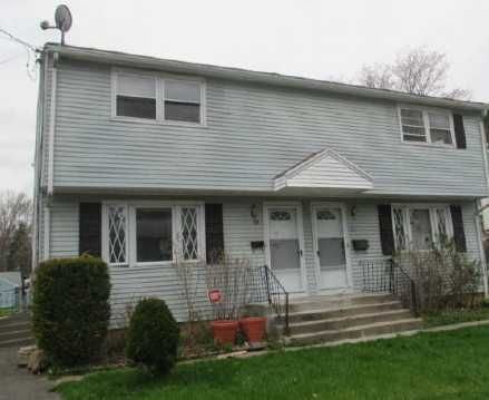 11-13 Talcottview Rd, Bloomfield, CT 06002