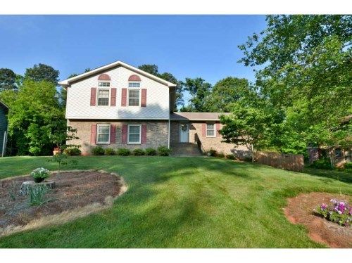 507 Cascade Drive Sw, Lilburn, GA 30047
