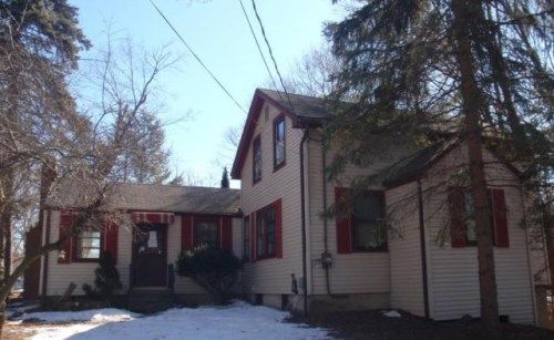 44 Birdsey Ave, Meriden, CT 06450