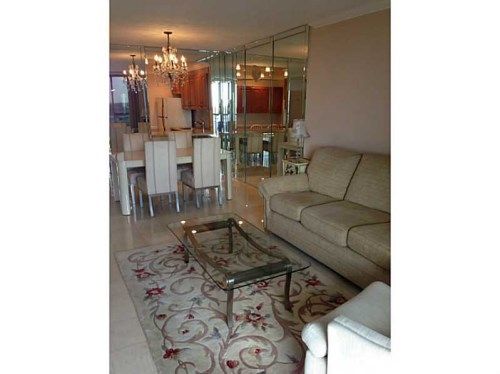500 THREE ISLANDS BL # 816, Hallandale, FL 33009