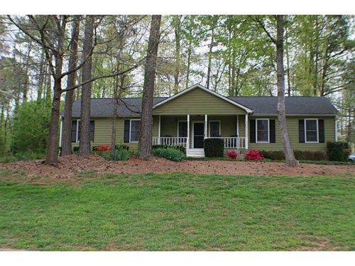 1102 Canterbury Lane, Woodstock, GA 30188