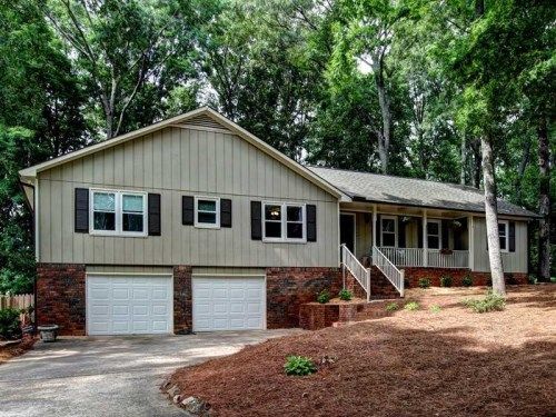 2909 Meadow Drive, Marietta, GA 30062