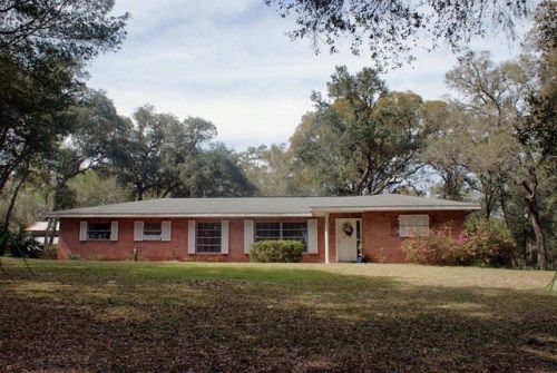 5582 ARAGON AVE, De Leon Springs, FL 32130