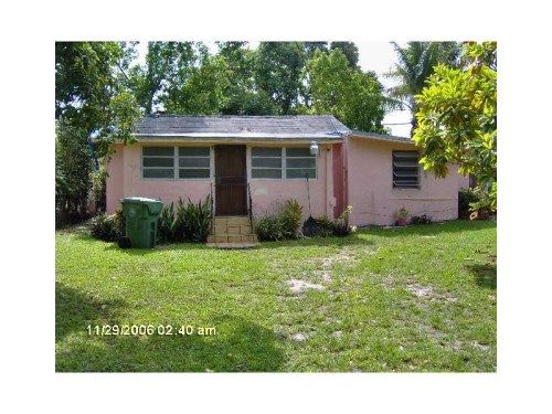 857 SW 14 AV, Miami, FL 33135