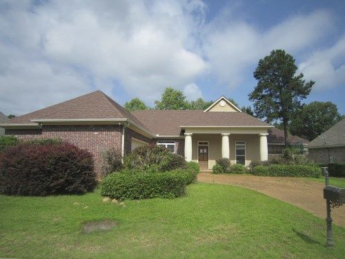 102 Fairmont Cove, Brandon, MS 39047