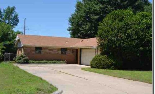 4828 Del Crest Dr, Oklahoma City, OK 73115