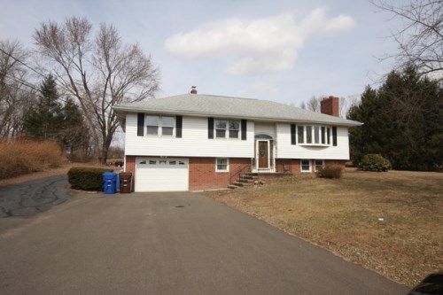 63 Woodvale Drive, Northford, CT 06472