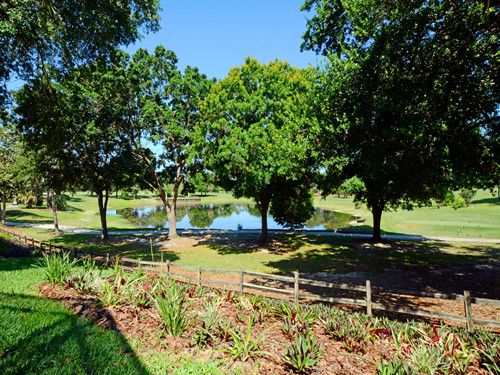 120 W Magnolia Ave, Howey In The Hills, FL 34737