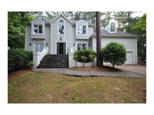 3251 Gas Light Circle, Roswell, GA 30075