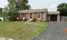 25 Woodcrest Dr Riverside, RI 02915