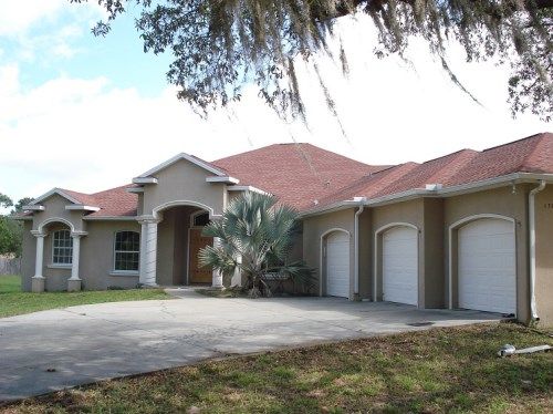 17049 Laura Lee Dr, Spring Hill, FL 34610