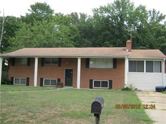 5611 Chesterfield Dr, Temple Hills, MD 20748