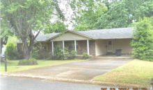 1610 Beckman Drive Florence, AL 35630