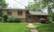 5128 Oaklyn Dr Des Moines, IA 50310