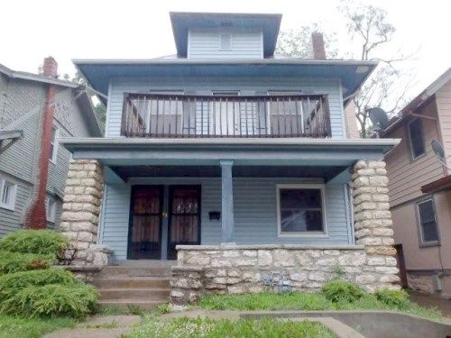 3417 College Ave, Kansas City, MO 64128