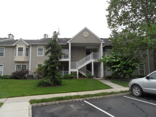 76 Lindsey Ct Unit G2, Franklin Park, NJ 08823