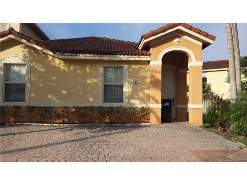 27520 SW 137 CT # 1, Homestead, FL 33032