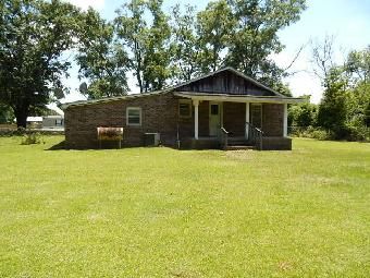 16214 NE Broad St, Altha, FL 32421