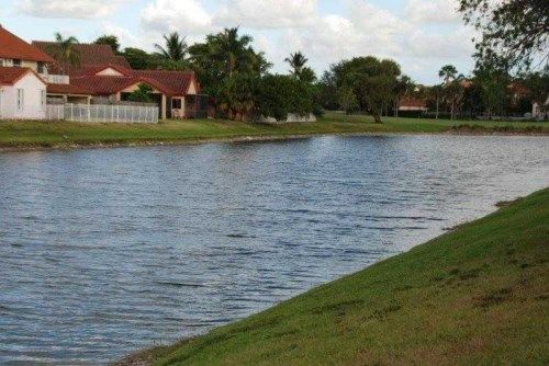 10385 NW 46 ST # ., Miami, FL 33178