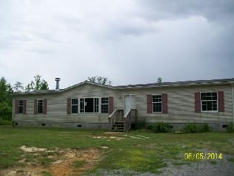 277 County Road 801, Etowah, TN 37331