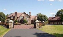211 ELEPHANT PATH Bedminster, PA 18910