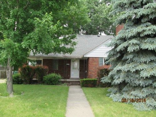 21531 Jean Ave, Eastpointe, MI 48021