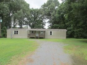 283 Cole Dr, Jacksonville, AR 72076