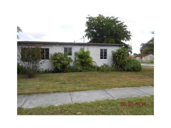 2043 NW 50 STREET, Miami, FL 33142