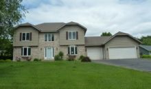 1915 Camellia Ct Saint Cloud, MN 56301