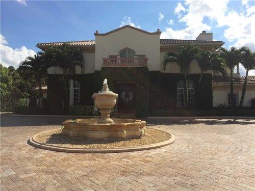 9876 NW 133 ST, Hialeah, FL 33018