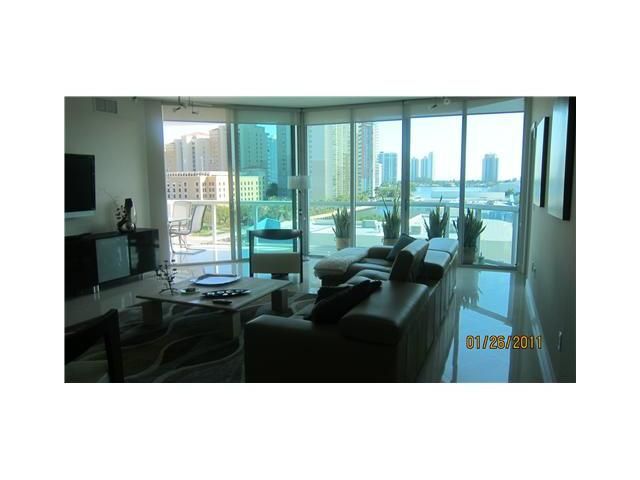 3131 NE 188 ST # 2-706, Miami, FL 33180