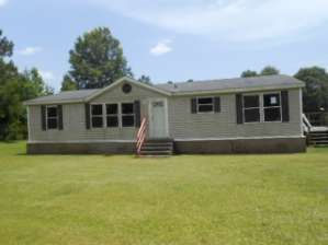 105 Donley Burks Rd, Carriere, MS 39426