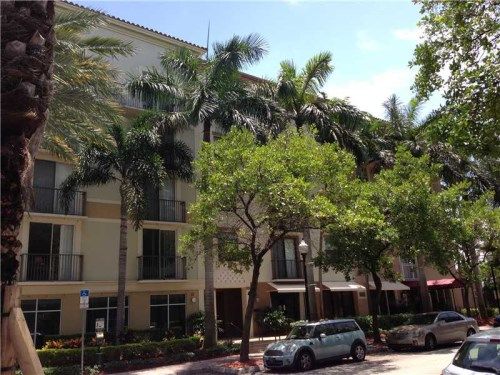 1900 VAN BUREN ST # 306B, Hollywood, FL 33020