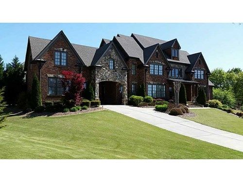 2319 Weeping Oak Drive, Braselton, GA 30517