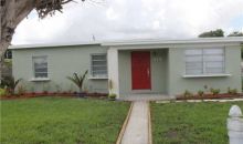 318 W 34 ST Hialeah, FL 33012