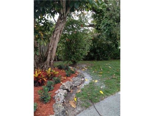 13325 SW 84 AV, Miami, FL 33156