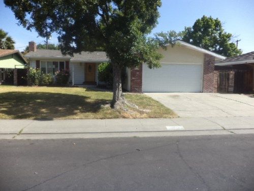 2711 Jasmine Avenue, Stockton, CA 95207
